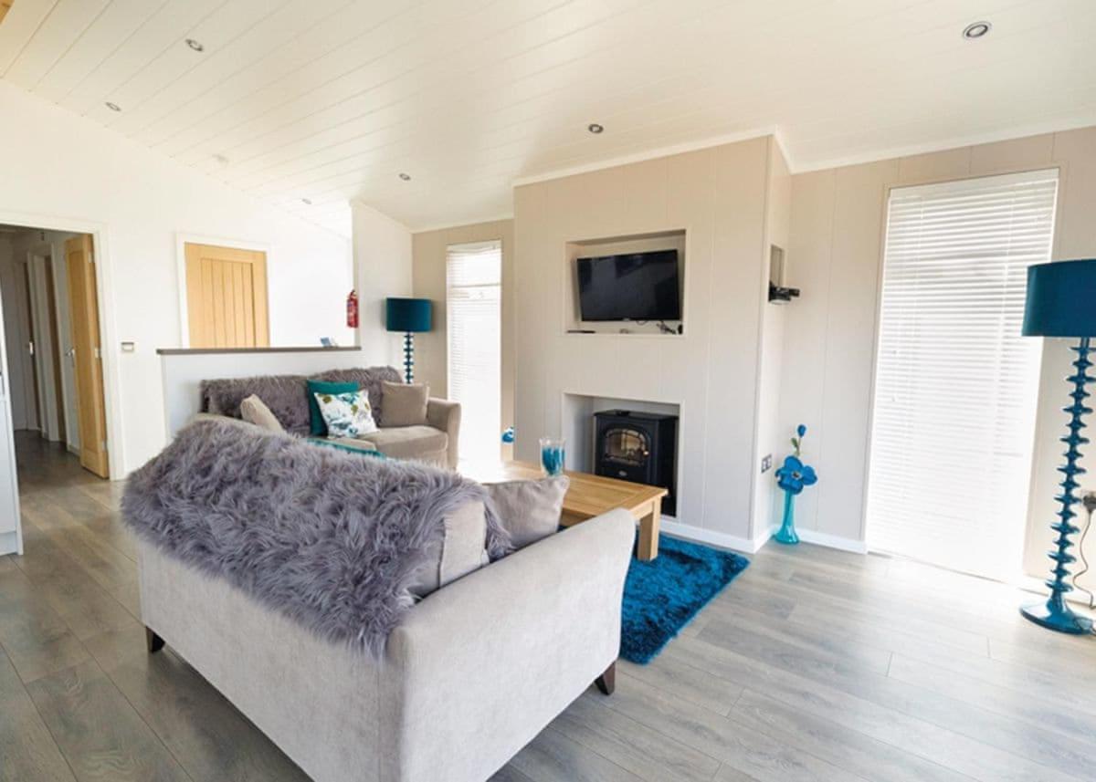 Fishguard Bay Resort Llanllawer Екстериор снимка